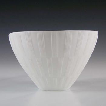 (image for) Gullaskruf White Glass 'Randi' Bowl by Lennart Andersson