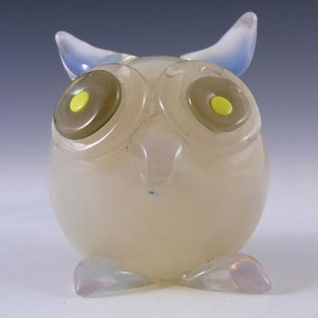 (image for) Seguso Vetri d'Arte #9754 Opaline Glass Owl Paperweight by Flavio Poli