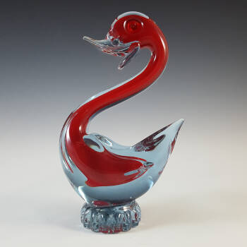 (image for) Murano Red & Neodymium Lilac / Blue Sommerso Glass Swan