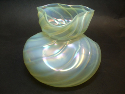 (image for) Art Nouveau Iridescent / Opalescent / Uranium Glass Vase
