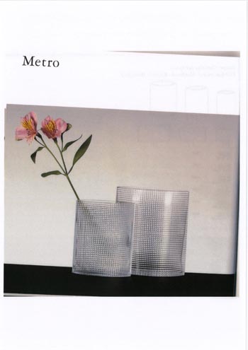 Kosta Boda 1989 Swedish Glass Catalogue - The Box of Glass, Page 32
