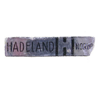 Hadeland Norwegian glass foil label.