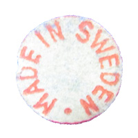 Generic Swedish glass paper label, found on Elme vase.