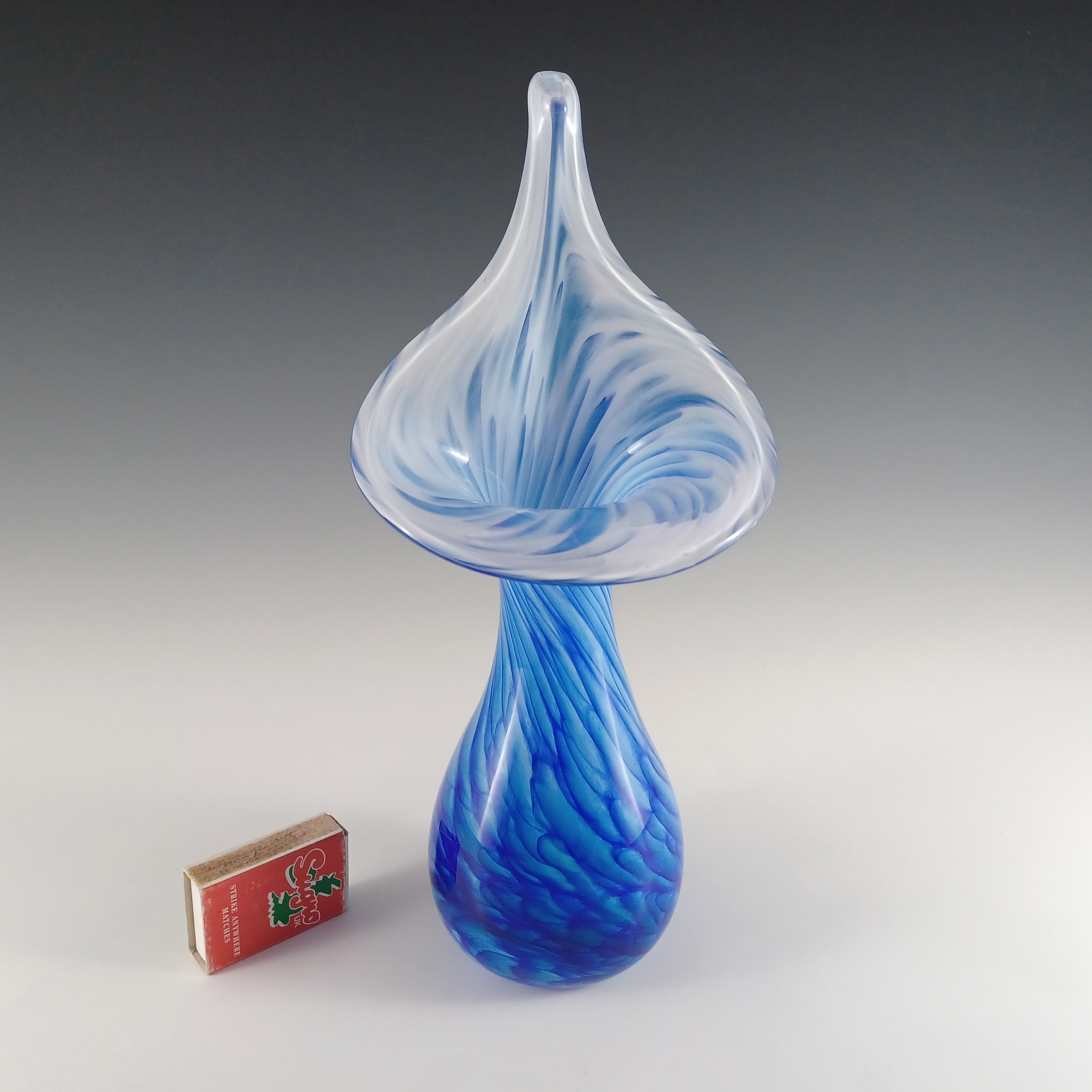 Alum Bay Isle of Wight Blue & White Glass Jack-in-the-Pulpit Vase