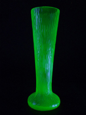 (image for) Art Nouveau 1900's Iridescent Uranium Green Glass Vase