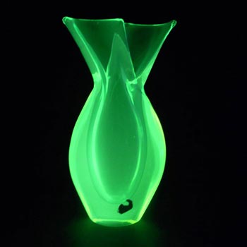 (image for) Arte Nuova Pustetto & Zanetti Murano Sommerso Uranium Glass Vase
