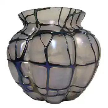 Kralik Art Nouveau 1900's Iridescent Veined Glass Vase