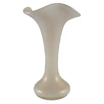 Kralik Art Nouveau 1900's Iridescent Mother-of-Pearl Glass Vase