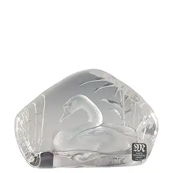 LABELLED Mats Jonasson #3558 Glass Swan Paperweight