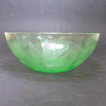 Jeannette Poinsettia Floral Green Depression Glass Bowl