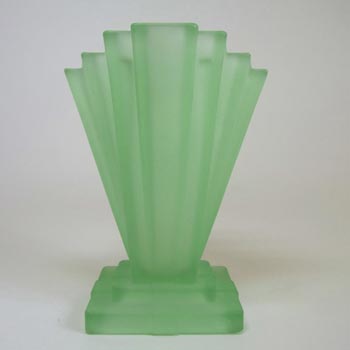 Bagley #334 Art Deco 6\" Uranium Green Glass \'Grantham\' Vase