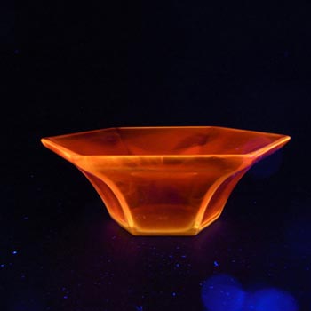 Davidson #24M Art Deco Orange Cloud Glass Bowl