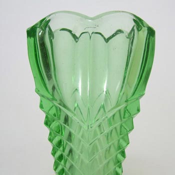 Davidson Art Deco 1930's Green Glass 'Chevron' Vase 295