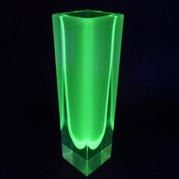 Murano/Sommerso Faceted Uranium Glass Block Vase