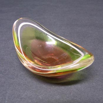 Flygsfors Coquille Glass Bowl by Paul Kedelv Signed '53