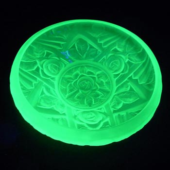Jobling #8000 Art Deco Uranium Green Glass 'Tudor Rose' Bowl