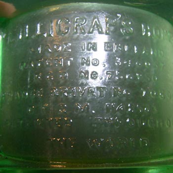 Lillicraps Uranium Green Glass Patented Razor Hone/Sharpener