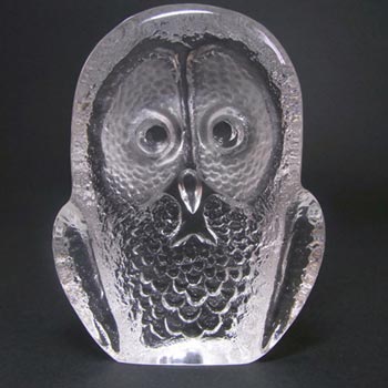 Mats Jonasson / Royal Krona #3056 Glass Owl Paperweight - Signed