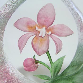 Mats Jonasson #33922 Glass Paperweight Orchid Sculpture Boxed