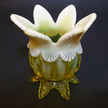 Davidson Primrose Pearline Glass 'Lady Caroline' Spill Vase