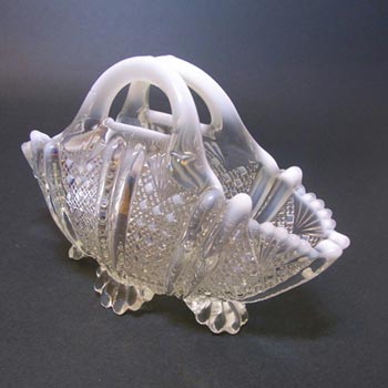 Davidson 1900's Moonshine Pearline Glass Richelieu Bowl