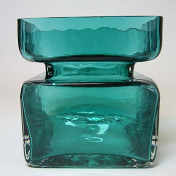 Riihimaki 'Pala' Riihimaen Helena Tynell Green Glass Vase