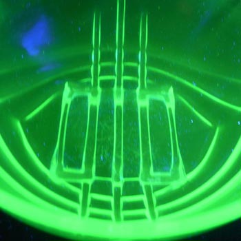 Stölzle Czech Art Deco 1930's Uranium Green Glass Bowl