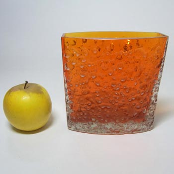 Whitefriars #9685 Baxter Tangerine Glass 4.75" Nailhead Vase