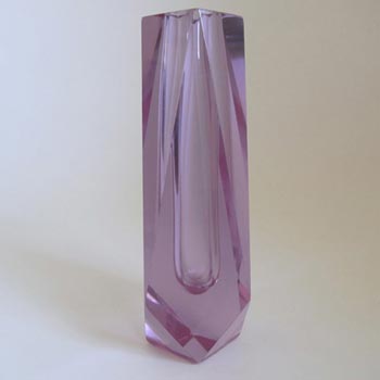 Neodymium / Alexandrite Faceted Lilac / Blue Glass Vase