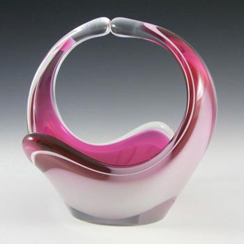 Flygsfors Coquille Pink Glass 6.5" Bowl by Paul Kedelv - Signed '61