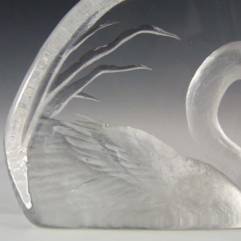 Mats Jonasson #3317 Glass Swan Paperweight - Signed