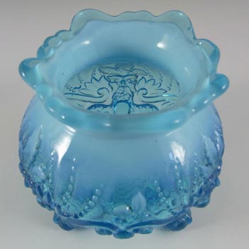 Victorian 1900's Blue Pearline Glass 'Piasa Bird' Vase