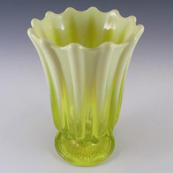 Davidson Primrose Pearline Glass 'Brideshead' Vase