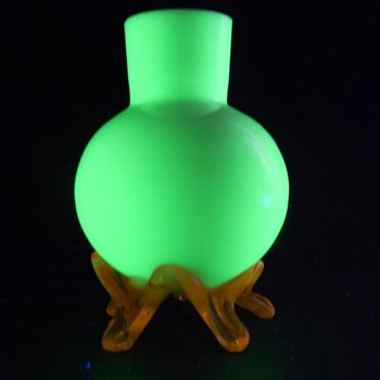 Victorian Uranium Custard Glass Amber & Ivory Antique Vase