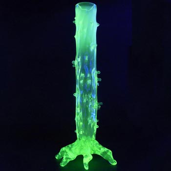 John Walsh Victorian Vaseline/Uranium Glass Thorn Vase