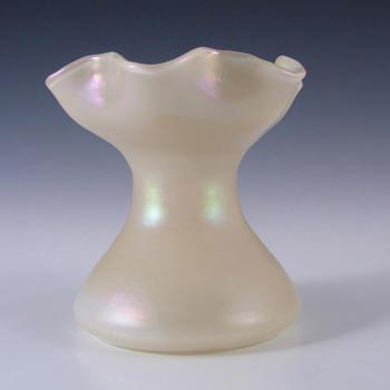 Kralik Art Nouveau 1900\'s Iridescent Mother-of-Pearl Glass Vase