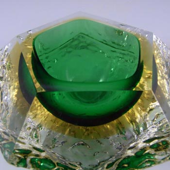 Mandruzzato Murano/Sommerso Textured Green Glass Bowl