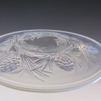 Jobling #5000 Art Deco Opaline/Opalescent Glass Fircone Plate