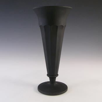 Davidson Art Deco 1930\'s Jet Black Matt Glass Vase #50