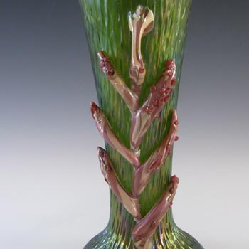 Kralik Art Nouveau Iridescent Green Glass "Martelé" Vase