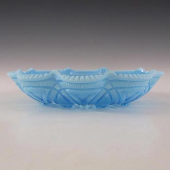 Davidson 1900s Blue Pearline Glass "Linking Rings" Bowl