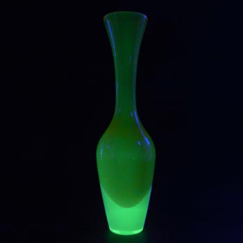 (image for) Murano/Venetian Red & Uranium Green Sommerso Glass Stem Vase