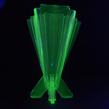 Stölzle #19249 Art Deco 1930's Uranium Green Glass Vase