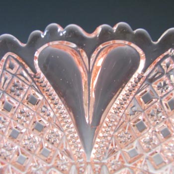 Davidson Victorian Pink Pressed Glass 'William & Mary' Bowl