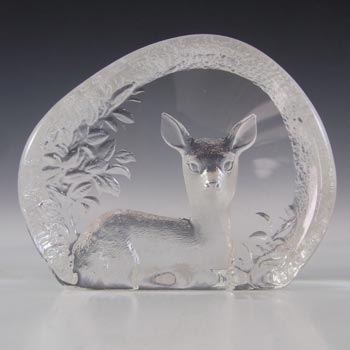 SIGNED Mats Jonasson Swedish Glass Deer Paperweight