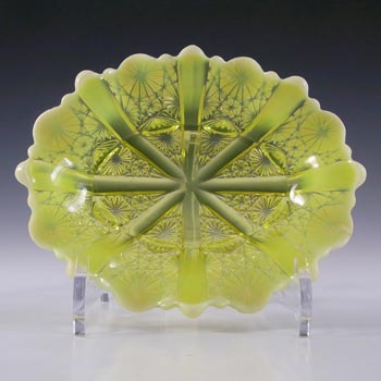 Davidson Primrose Pearline Glass \'Lady Chippendale\' 6.5\" Bowl