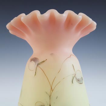 Thomas Webb Victorian Burmese Uranium 'Hawthorn' Glass Vase