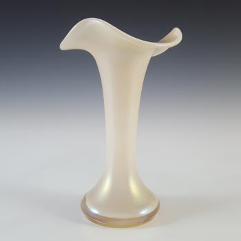 Kralik Art Nouveau Iridescent Mother-of-Pearl Glass 1900's Vase