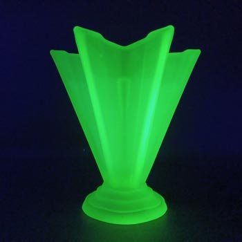 Bagley #8833 Art Deco 1930's Uranium Green Glass Vase