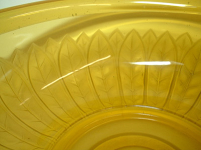 Large 1930s Vintage Art Deco Amber Glass Centerpiece Bowl